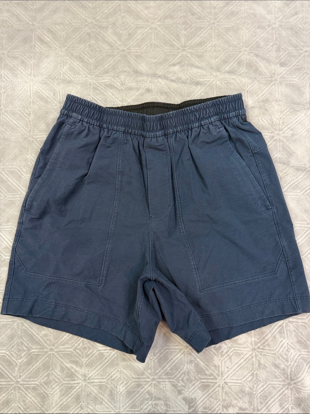 lululemon athletica Men's Navy Blue Athletic Shorts